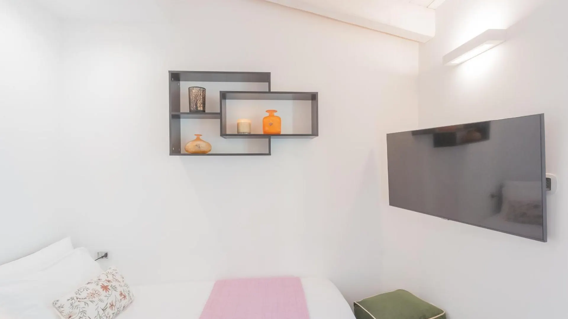 Palazzo Tatti By Rent All Como Apartman