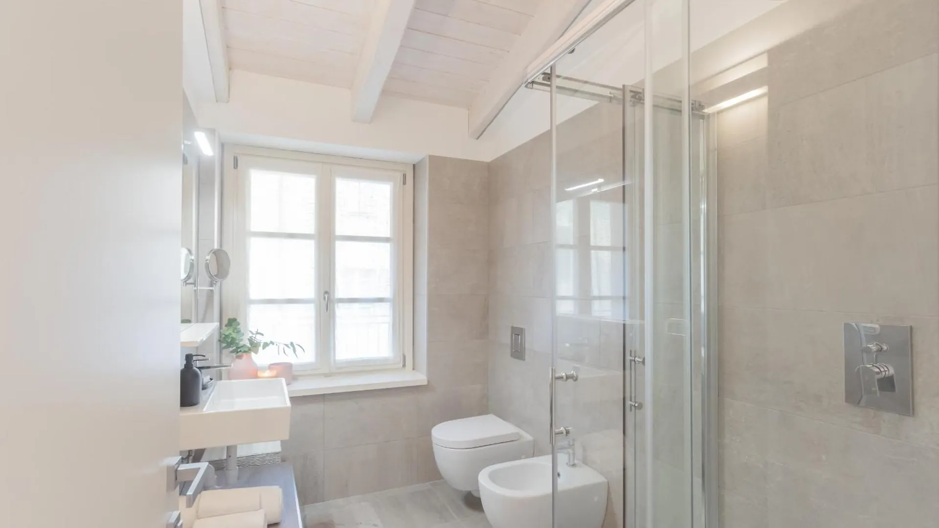 Palazzo Tatti By Rent All Como 0*,